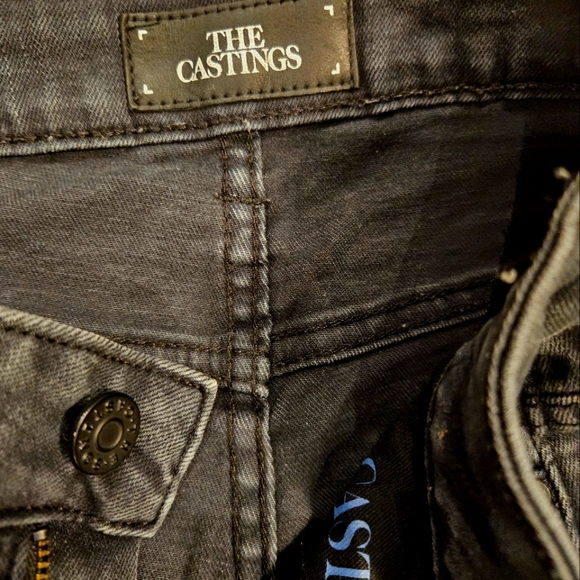 ARITZIA Skinny Jean - Picture 8 of 10